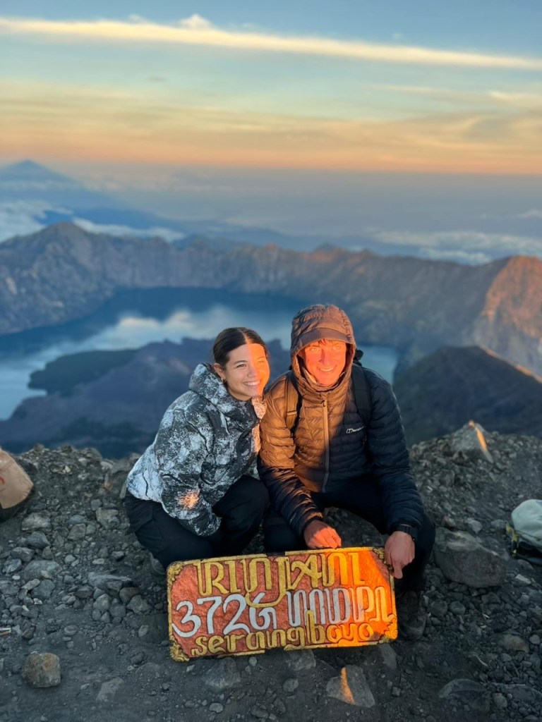 Climbing Mount Rinjani,Lombok - stories and experiences 