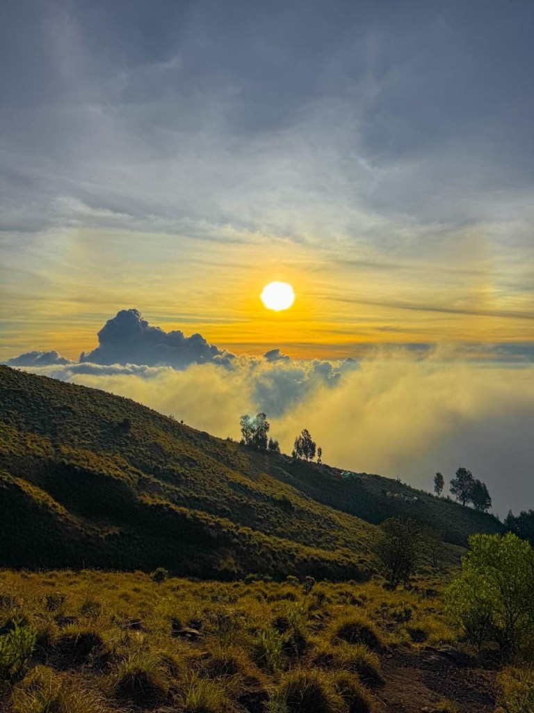 Sunset at mount Rinjani,Lombok 