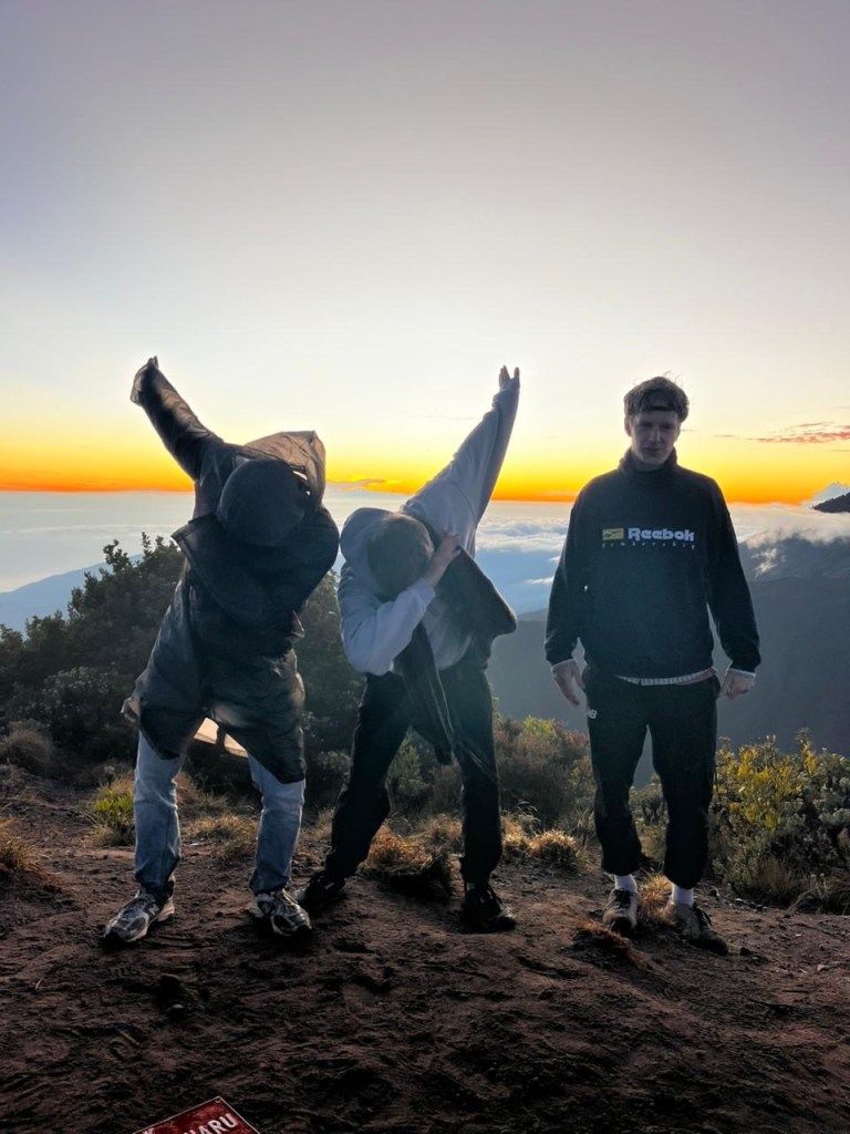 Mount Rinjani,Indonesia - Best mountain for climbing 