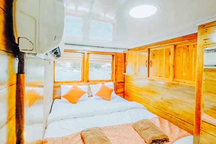 Open Komodo trip 3 days 2 night from Labuan bajo,Flores