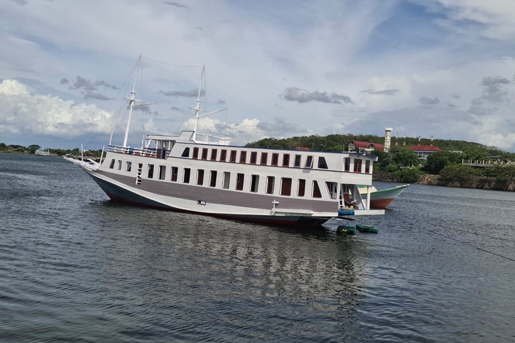 Budget friendly Komodo island tour 4D3N from Lombok and Labuan bajo,Lombok,Flores-Indonesia